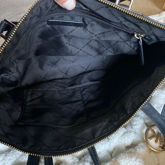 Michael Kors Charlotte Black Handbag Tote - Picture 3 of 7